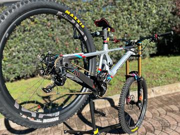 MONDRAKER SUMMUM CARBONIO RR