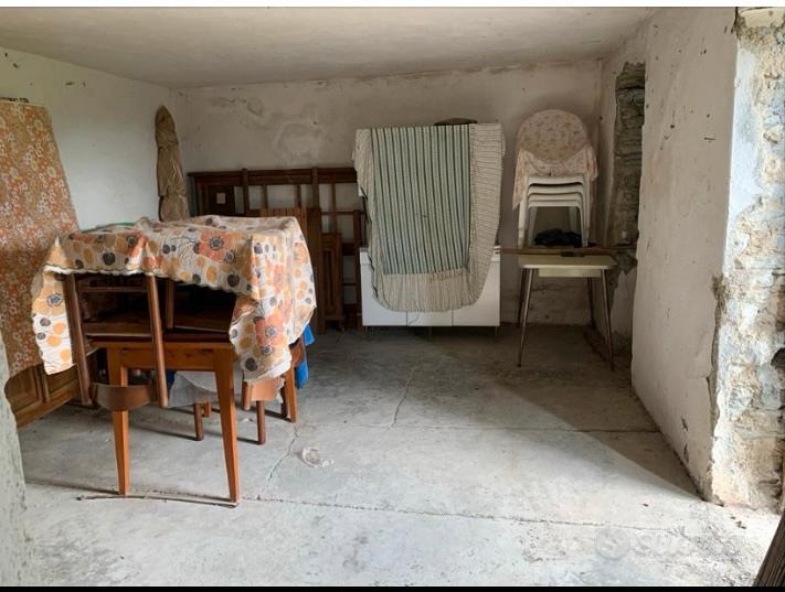 Casa da ristrutturare a Torpiana - Altro