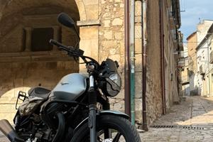 Moto Guzzi V7 Stone 850 Centenario 2021