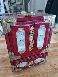 Cofanetto cinese per gioielli in legno