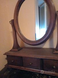 Specchio con 3 cassettini