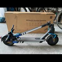 Monopattino elettrico Xiaomi essential