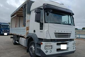 Motrice iveco 330