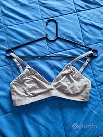 2 Reggiseni Intimissimi 1B