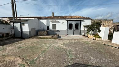 Immobile commerciale-Artigianale