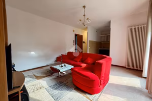 3 LOCALI A ASOLO