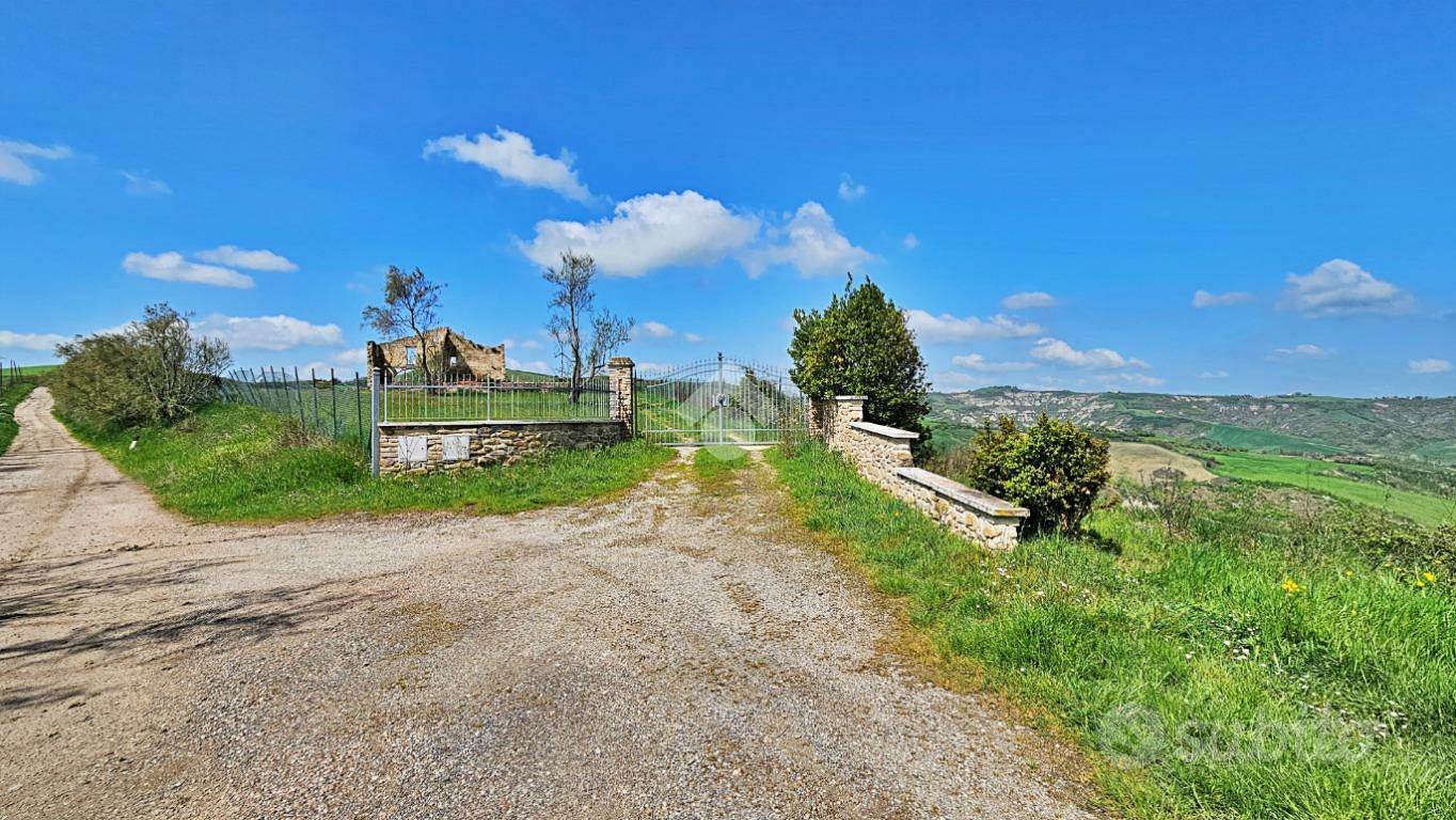 RUSTICO A MONDAINO - Vista 2