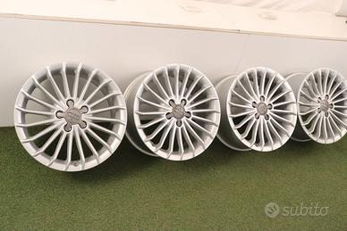 Cerchi in lega Audi A4 A3 17 8K0601025CF