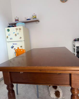 Tavolo in legno