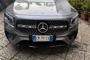 Mercedes GLB 200d 4 Matic