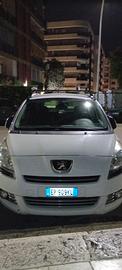  Peugeot 5008 full optional in 24 ore  !!!