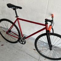 Bici scatto fisso