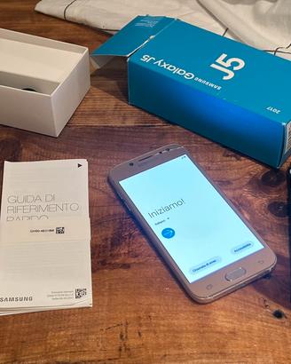 Samsung Galaxy J5 2017 Oro Completo