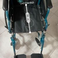 Sedia a rotelle nuova
