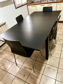 Tavolo quadrato allungabile nero con 4 sedie