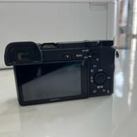 Sony Alpha 6300 mirrorless + obiettivo 18/200