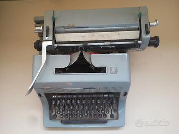 macchina da scrivere Olivetti 88