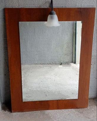 Specchio vintage con luce
