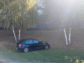 BMW Serie 1 118d 5 porte nera
