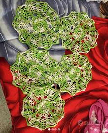 set 5 centrini fatti a mano