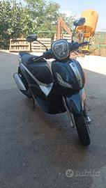 Piaggio Beverly 300