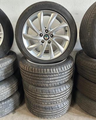 Cerchi Alfa Romeo Giulietta +225/45R17 seminuove