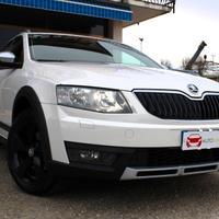 Skoda Octavia Wagon 2.0 tdi Scout c sen. parc. 4x4