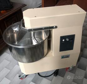 Impastatrice 18 kg