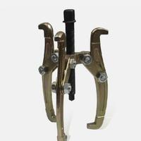 Estrattore con tiranti