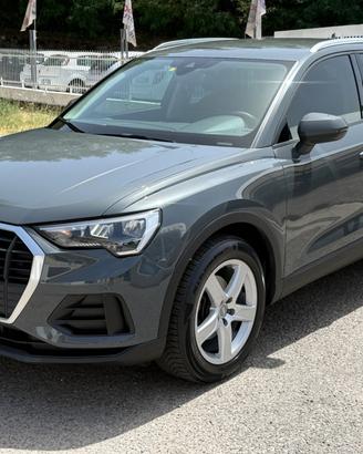 Audi Q3 35 TDI S tronic Business Advanced