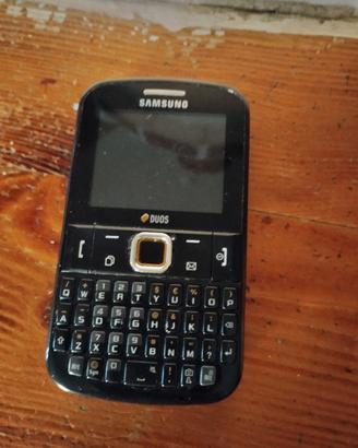 stock di 4 telefoni 
