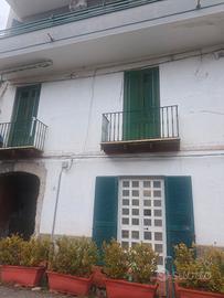 Bilocale zona centrale Via Carmine n.4