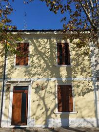 PANTANO BASSA VILLA A SCHIERA 2LIVELLI, GIARDINO,