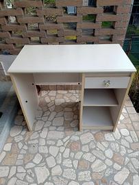 scrivania con 1 cassetto laccata beige 