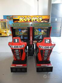 SCUD RACE PLUS ; simulatore di guida ,sala giochi.