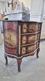 Cassettiera vintage decorata a mano retró