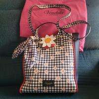 Borsa Vendula London