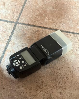 Yongnuo 560 II con diffusore
