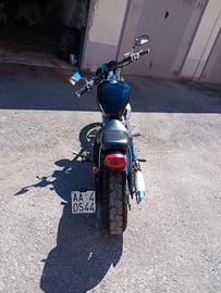 Una grande moto solo per passionati