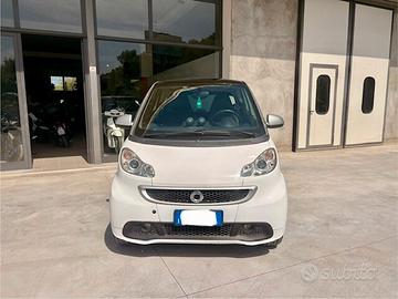 Smart ForTwo 451 1000 52 kW MHD coupé pulse
