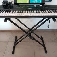 pianola EZ 220 Yamaha 