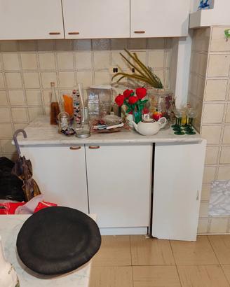 Pensili cucina e cucina fornello  a gas 4 fuochi