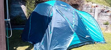 tenda da campeggio  3 posti.