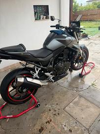 Honda CB750 Hornet 2023