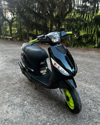 piaggio zip 70