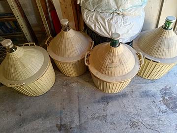 4 Damigiane 55L per vino - Prezzo  per sgombero