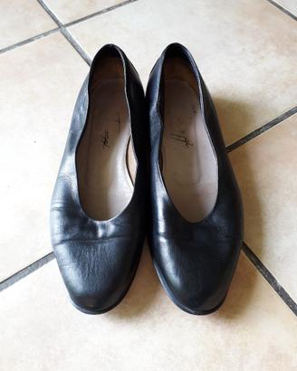 Scarpe basse vintage in pelle e cuoio