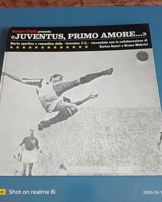 JUVENTUS Primo Amore.... libro-disco