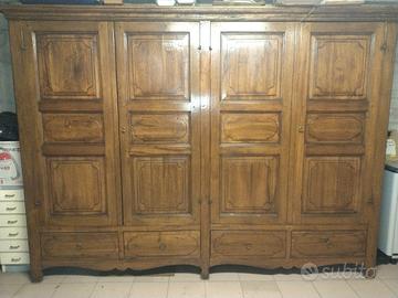 Armadio in arte povera 4 ante con 4 cassetti