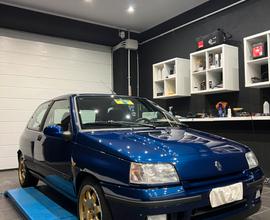 Renault Clio Williams 3.840 km unica al mondo